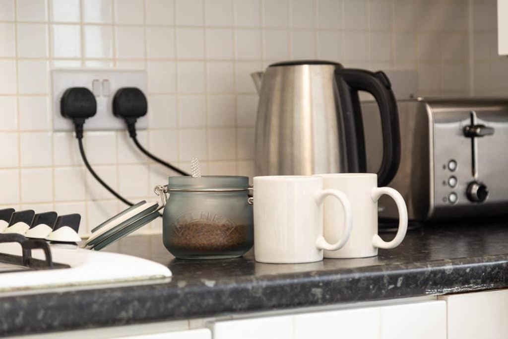 Bristol 2 Bedroom Apartment Free Parking Экстерьер фото