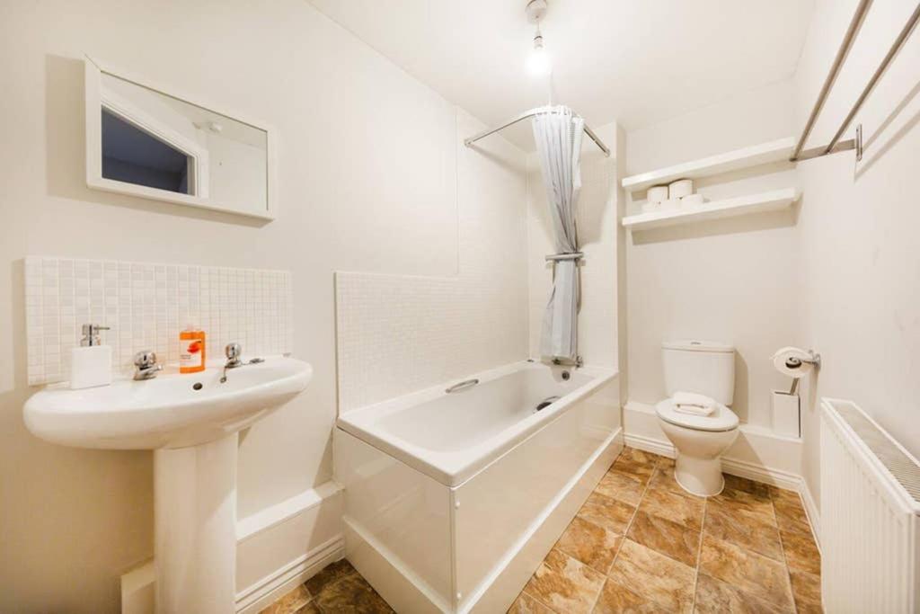 Bristol 2 Bedroom Apartment Free Parking Экстерьер фото